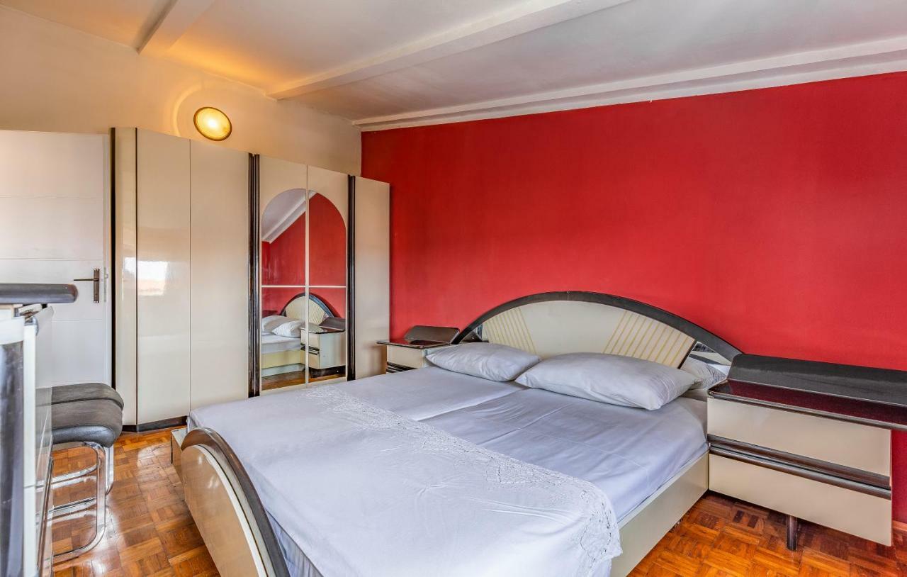 House Anka Medulin