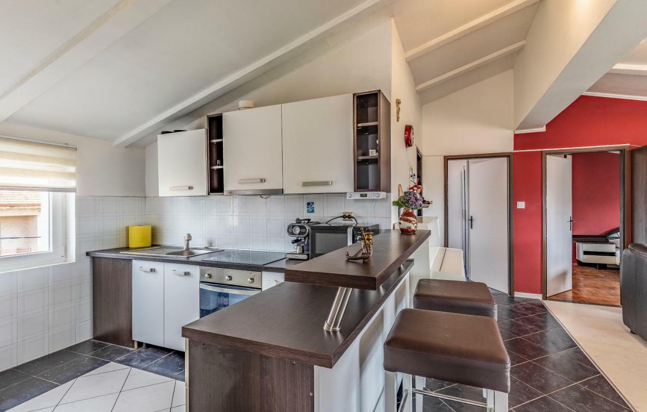 House Anka Apartman *